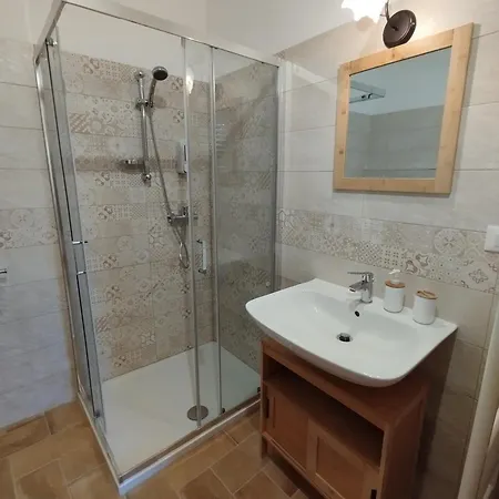 Abruzzomio Alloggi Agrituristici *